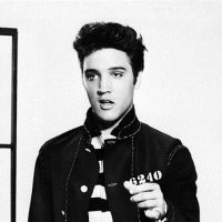 794px-Elvis_Presley_promoting_Jailhouse_Rock