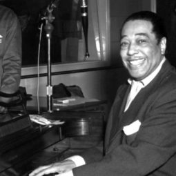 Duke Ellington – I Want To Hold Your Hand