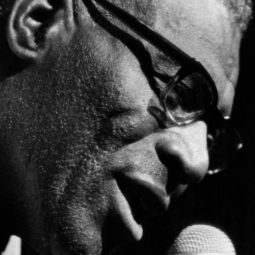 Howlin’ Wolf – I Asked For Water